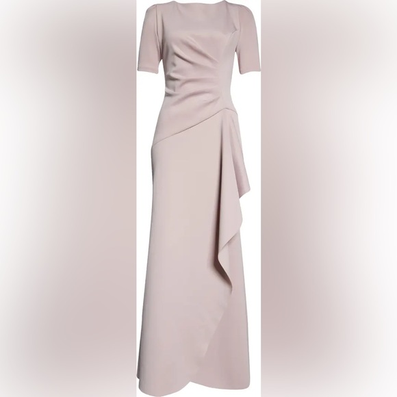 NWT! Xscape Side Ruched Ruffle Details Scuba Crepe Gown 22W - Picture 6 of 8